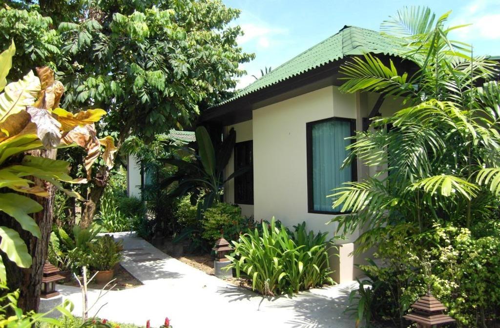 Rawai Boutique Resort Phuket Exterior photo